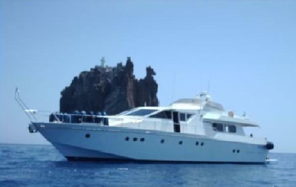 Sea Baroniv "Bedsonboat" Hotel Birgu Bagian luar foto